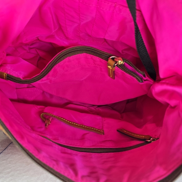 Red Nylon Dooney and Bourke Purse Handbag - Picture 5 of 5